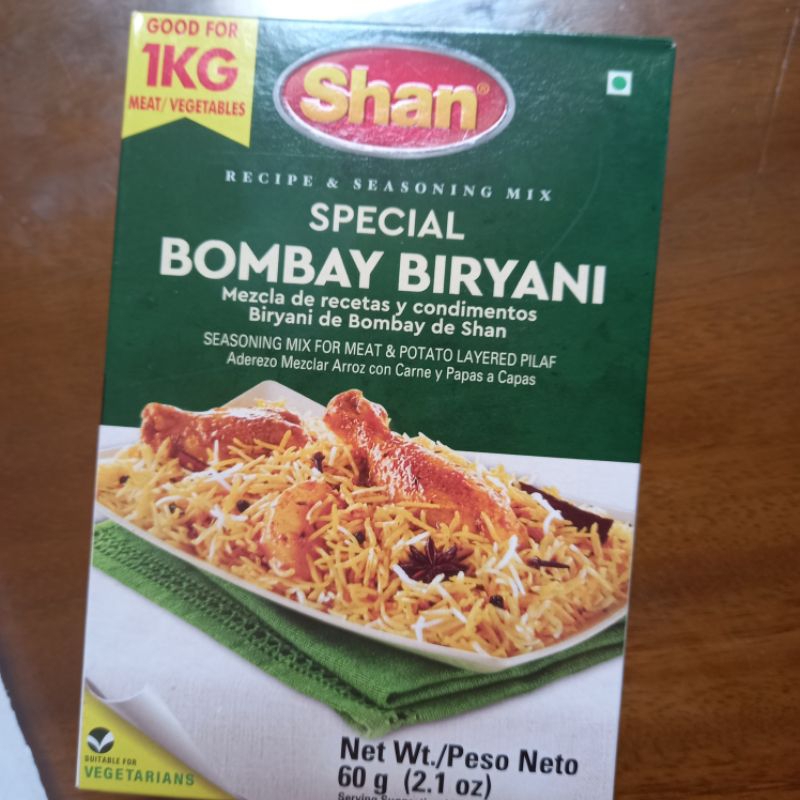 

HG PAKET BERAS BASMATI 1 kg + BUMBU SHAN BRIYANI + SAMIN + KISMIS