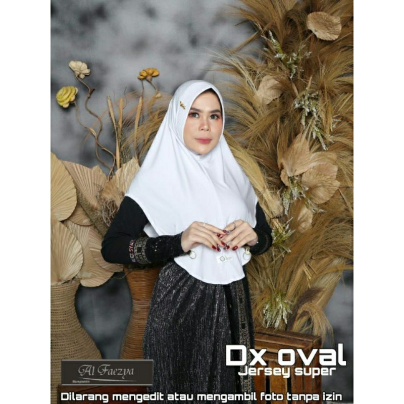 HIJAB INSTAN BERGO HITAM, PUTIH BY ALFAEZA // HIJAB INSTAN POLOS HITAM PUTIH //JILBAB PUTIH//JILBAB 
