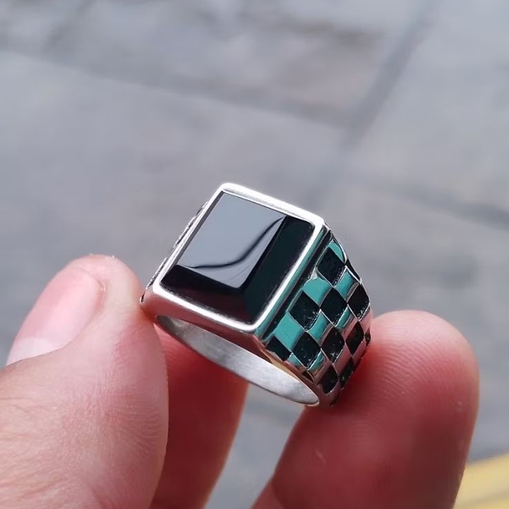 cincin akik kecubung wulung kotak cutting natural