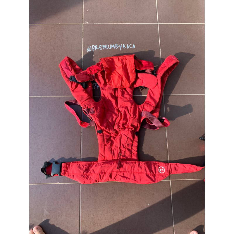 cybex 2 go baby carrier CYBEX TEETHING PAD & BIB GENDONGAN BAYI 5 POSISI