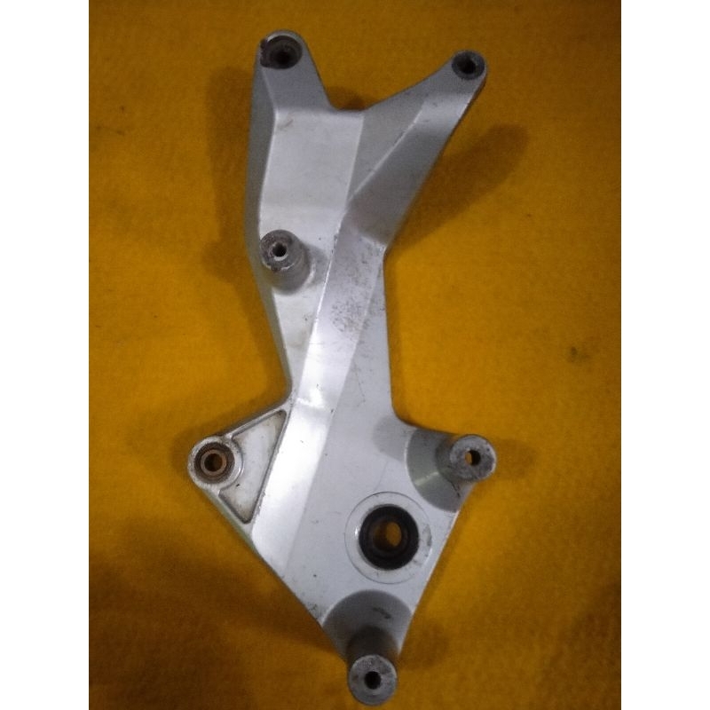 Swing arm arem knalpot Skywave original
