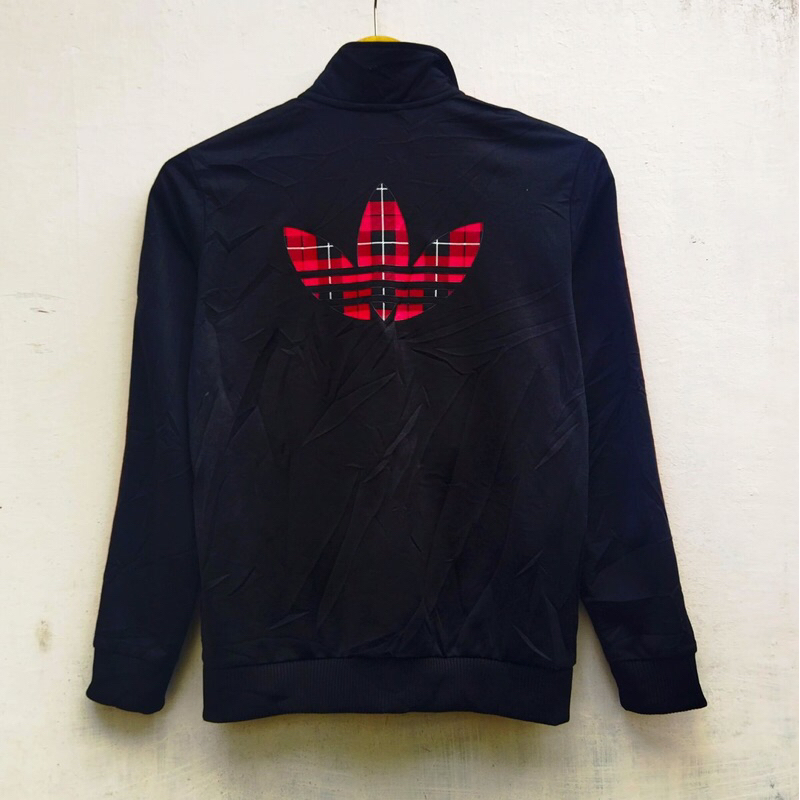 Tc adidas Big logo