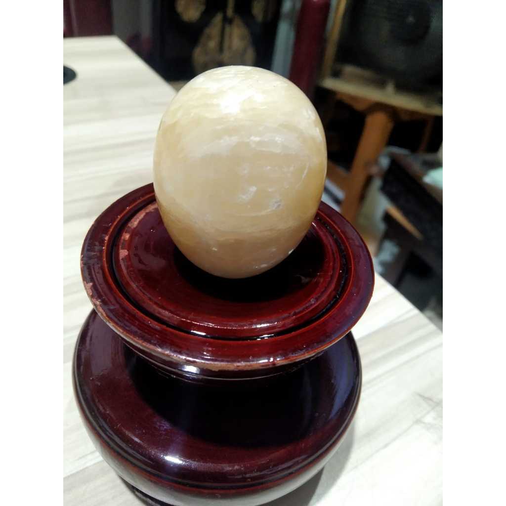 Telur Batu Marmer Kuno Jadul Antik