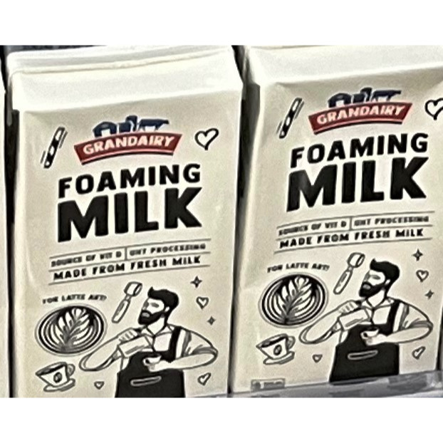 Grandairy foaming milk made from fresh milk
