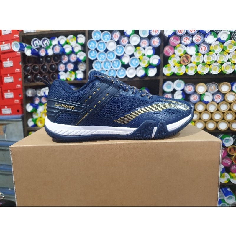 Sepatu badminton lining saga lite 4 5 6 saga 8 original