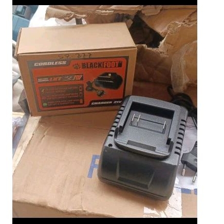 CHARGER BATTERY BATERAI LXT BLACKFOOT 21V