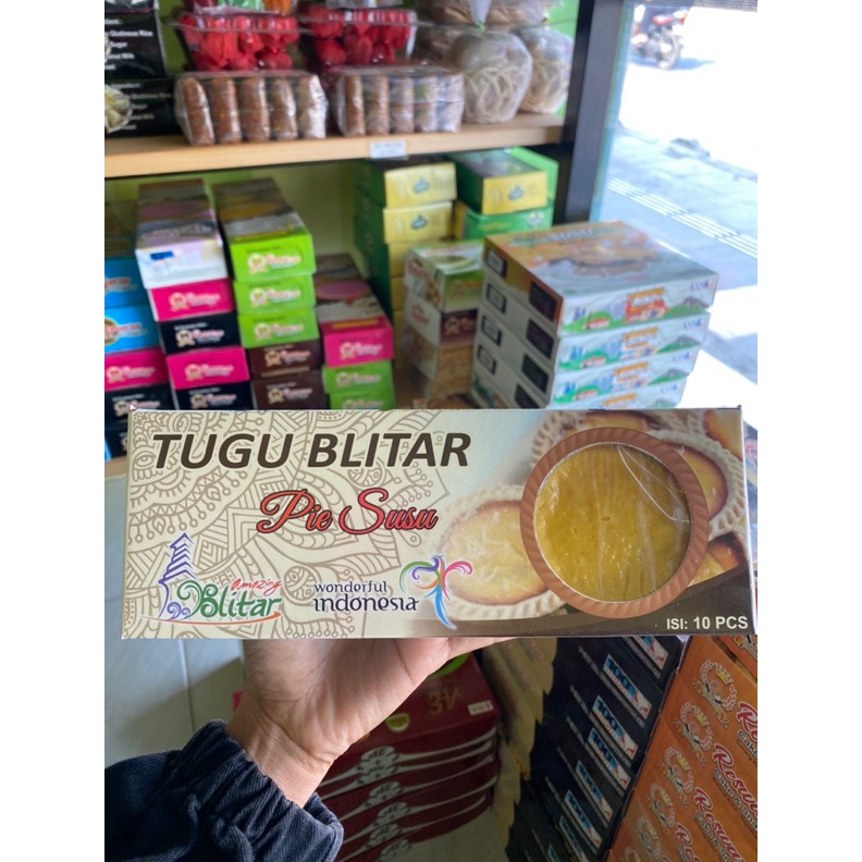 

MAKSIMAL PIE SUSU TUGU BLITAR ISI 1 PCS OLEH OLEH KHAS BLITAR