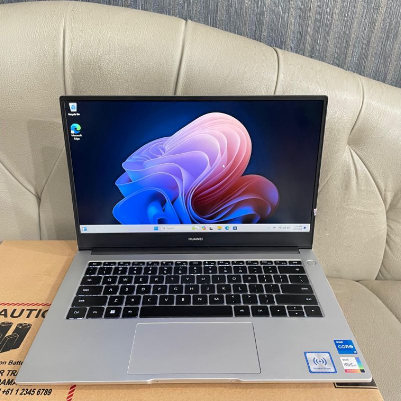 Laptop Huawei NbDE-XXH9 intel Cor i5 - 1155G7 Gen 11Th Ram 8Gb/SSD 512Gb Vga Intel Iris Xe Graphic Keyboard Backlight Garansi Resmi On