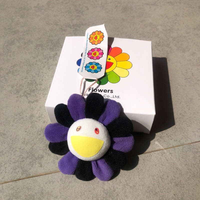 READY BAG CHARM MURAKAMI FLOWER KEY CHAIN GANTUNGAN PIN hyunsuk treasure TAKASHI MURAKAMI UNGU