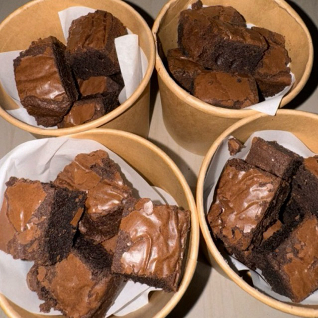 

fudgy brownies bites