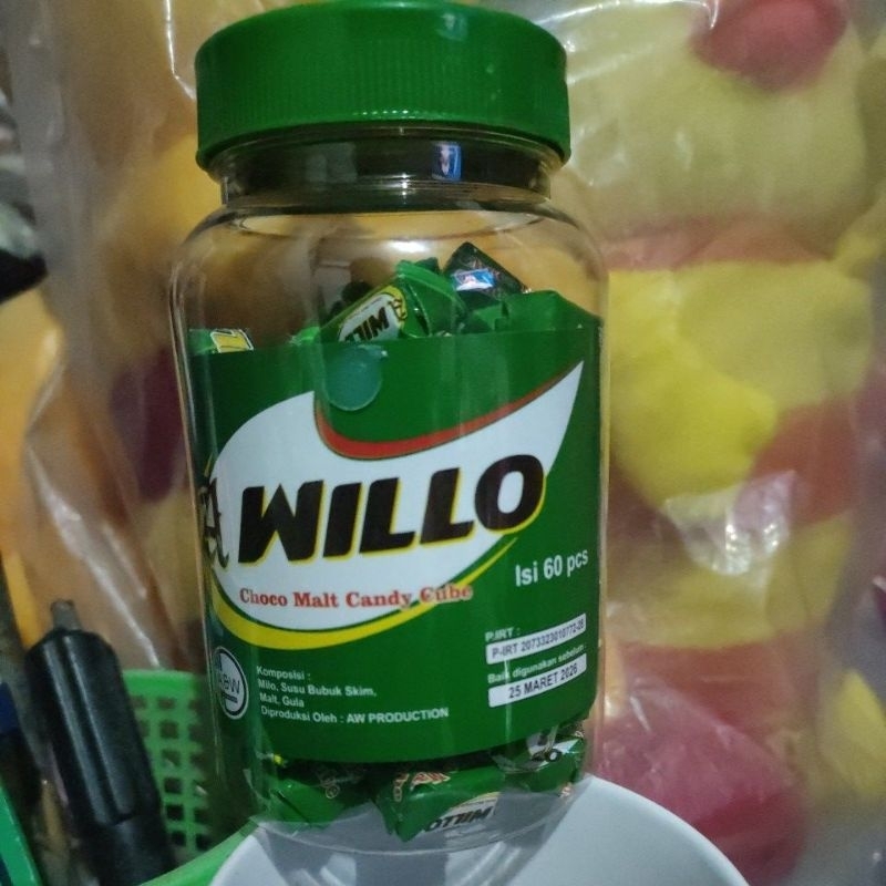 

Perrmen Wilo/ Wilo Candy Cube 50pcs/ Permen Wilo Candy Cube Halal