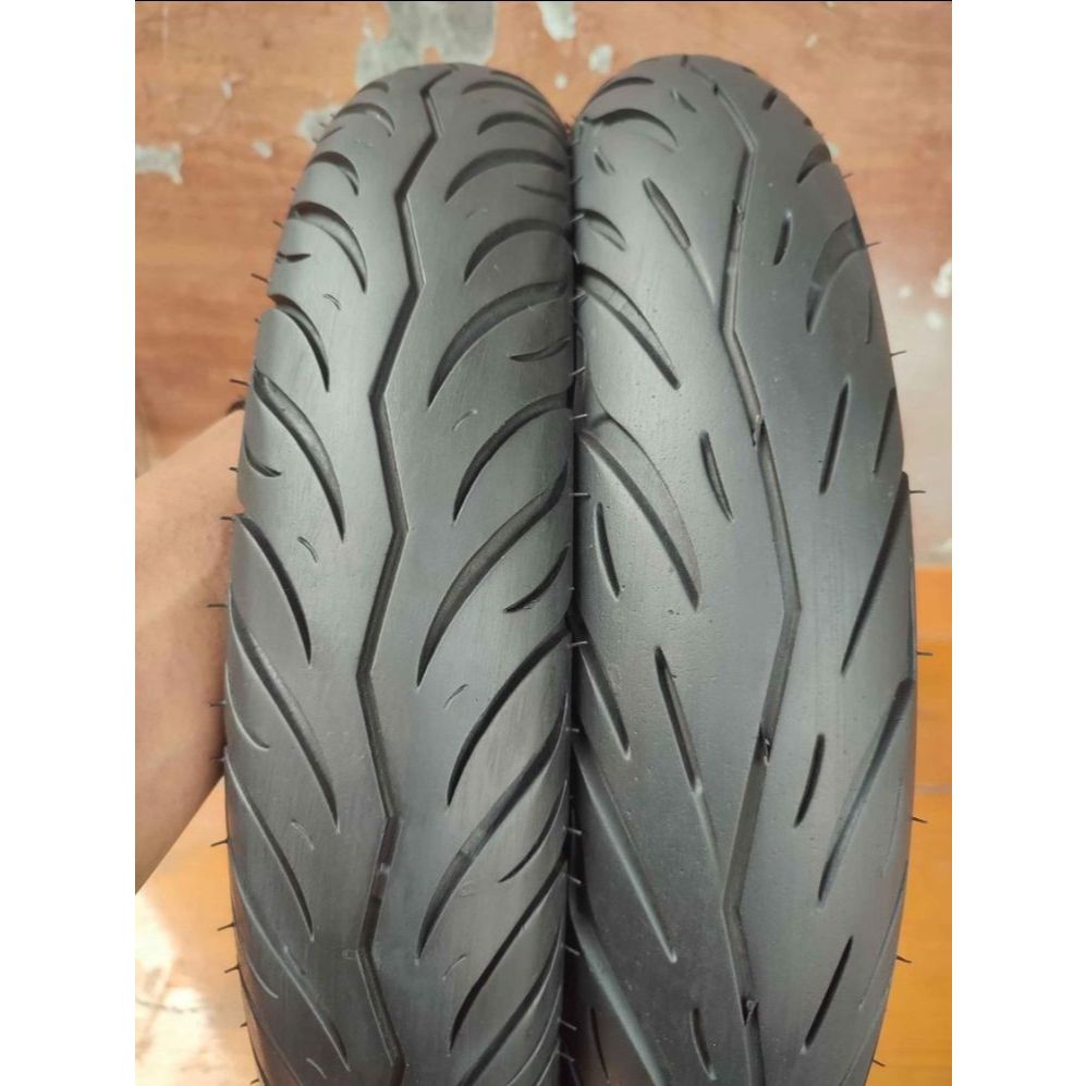 ban motor matic sepasang