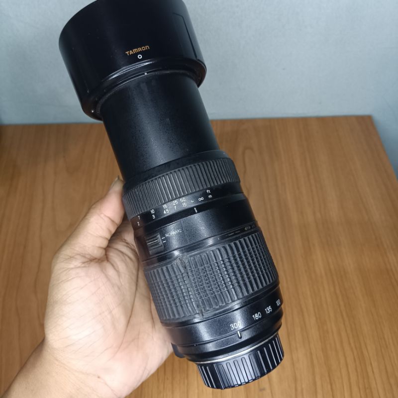 Lensa Tamron 70-300mm For Nikon