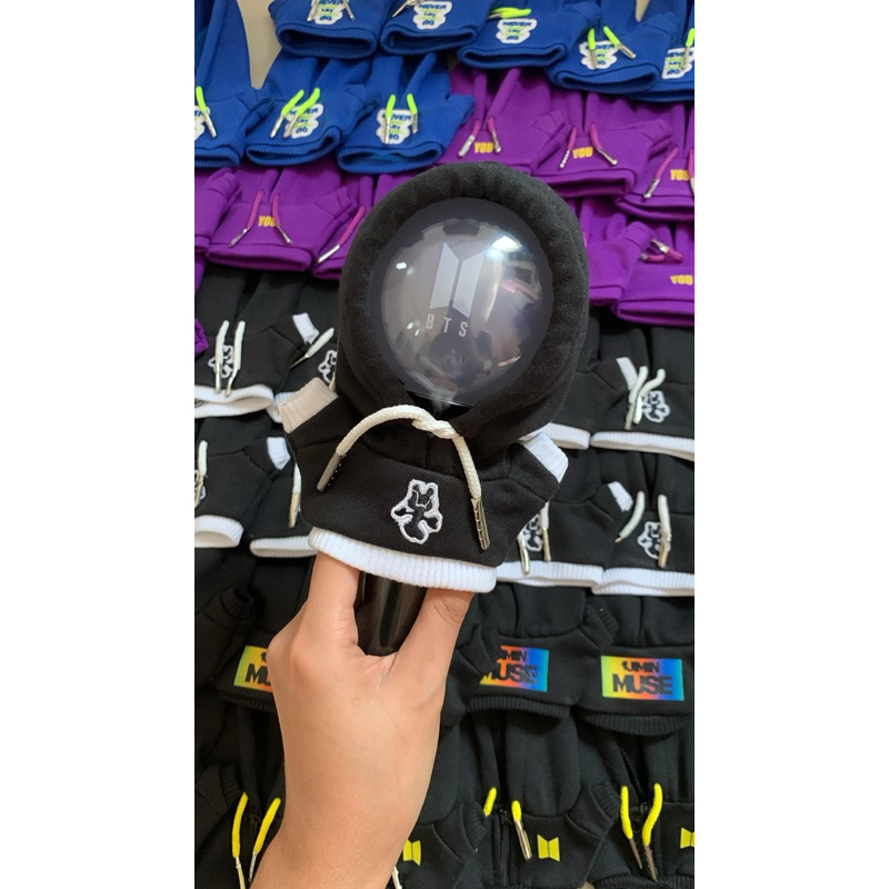 army bomb hoodie RIGHT PLACE,WRONG PERSON