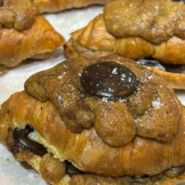 

Crookies (Croissant Cookies)