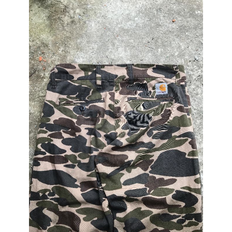 celana carhatt camo