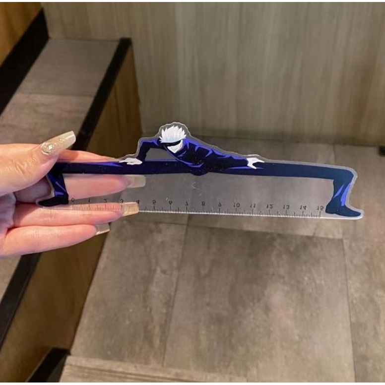 

KODE K2Z READY OME Penggaris Gojo Satoru pose cool bikin semangat belajarnya