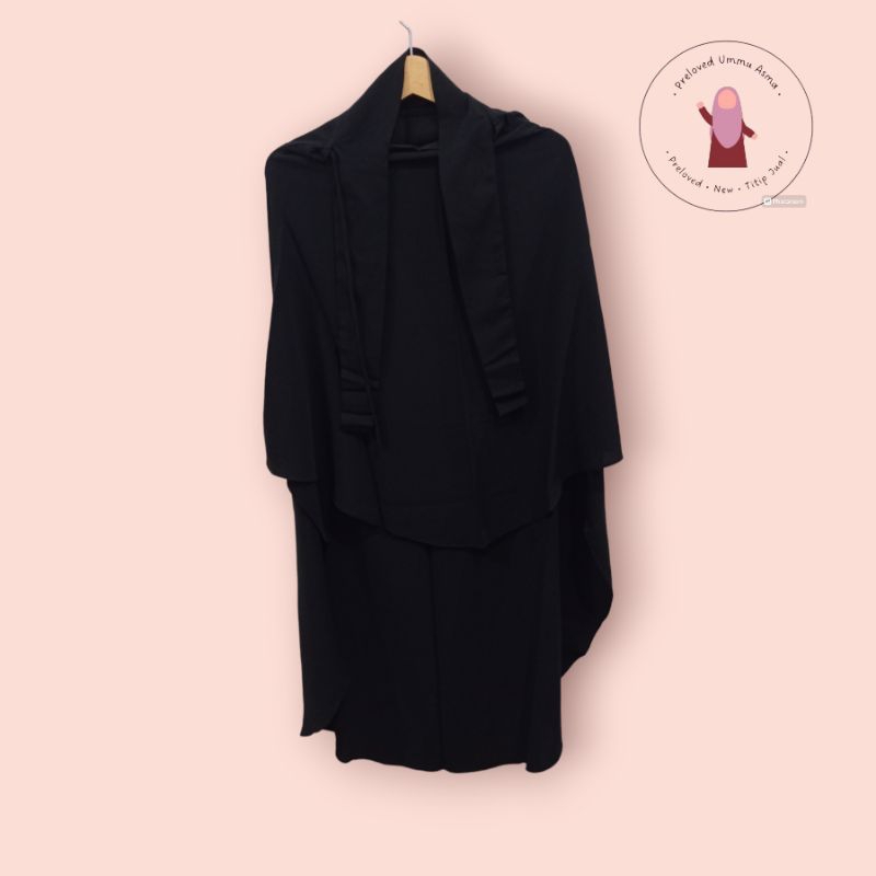 Preloved FK Short Ouval Aljenna MTA