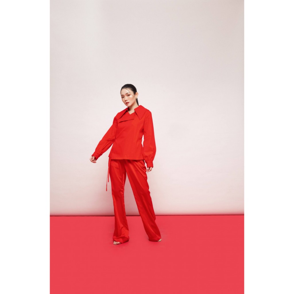 Red Shin Top - blouse lengan panjang kerut