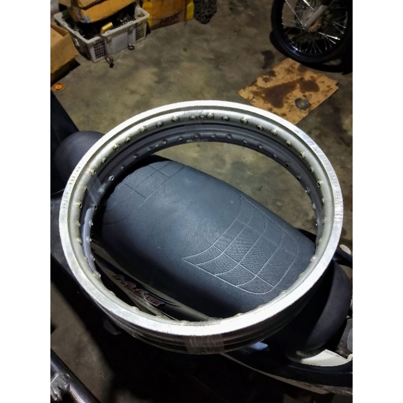 velg Rossi italy ring 17 ukuran 140/160