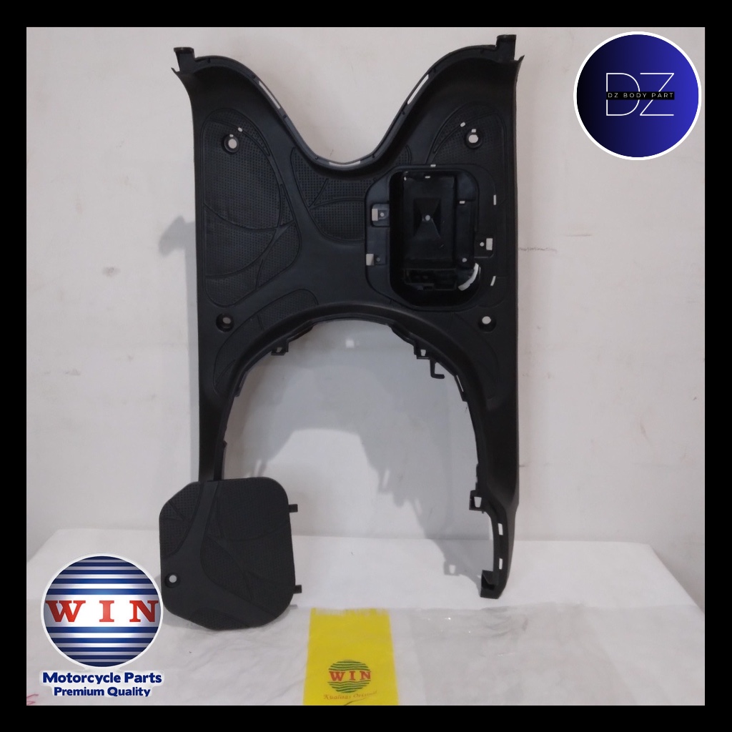 Pijakan Kaki + Tutup Aki Scoopy 110 FI 2013 2014 2015 | footrest atas WIN | bordes pijakan motor inj