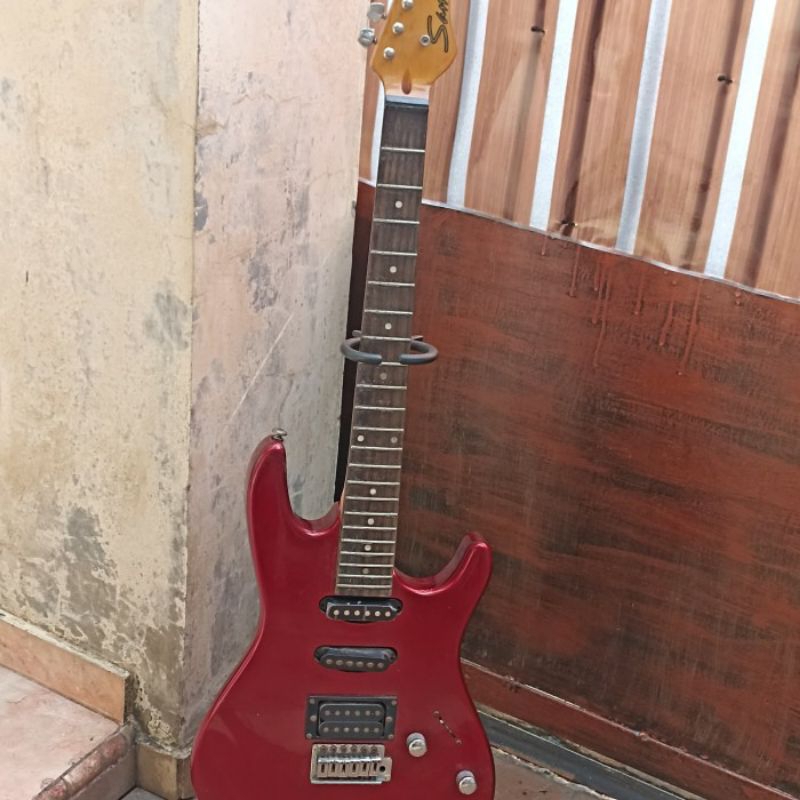 gitar listrik samick merah