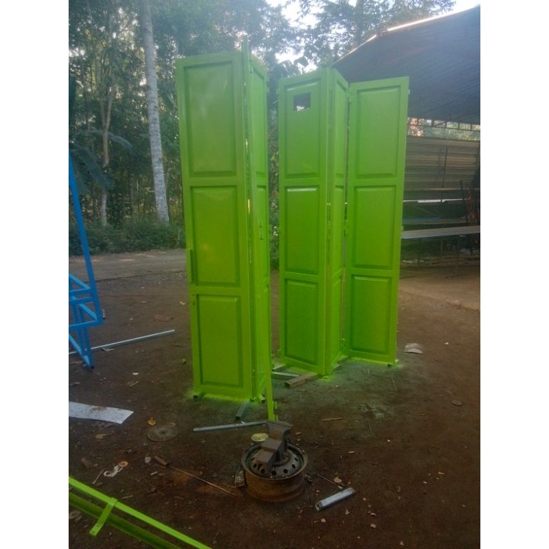 pintu lipat besi