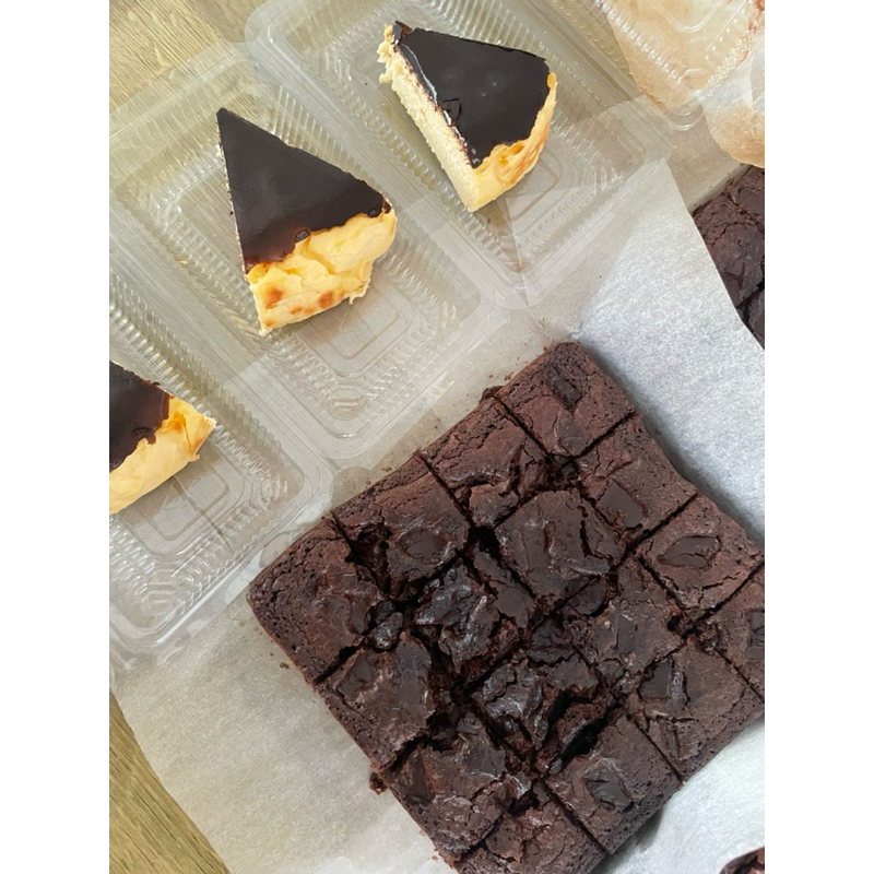 

BASQUE BURN CHEESE CAKE