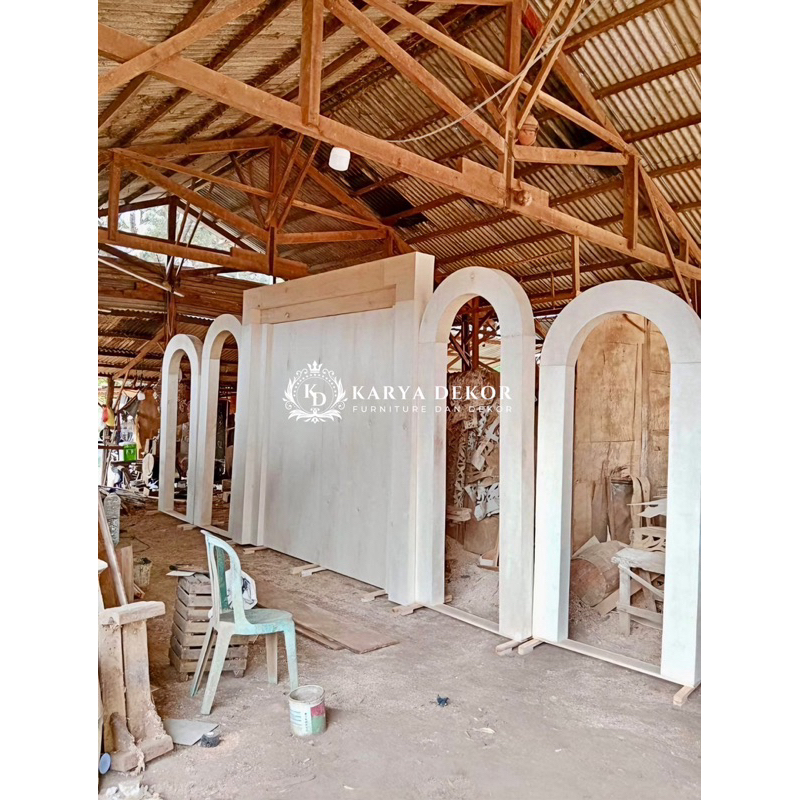 backdrop pelaminan plywood / backdrop lengkungan / background pernikahan 3d