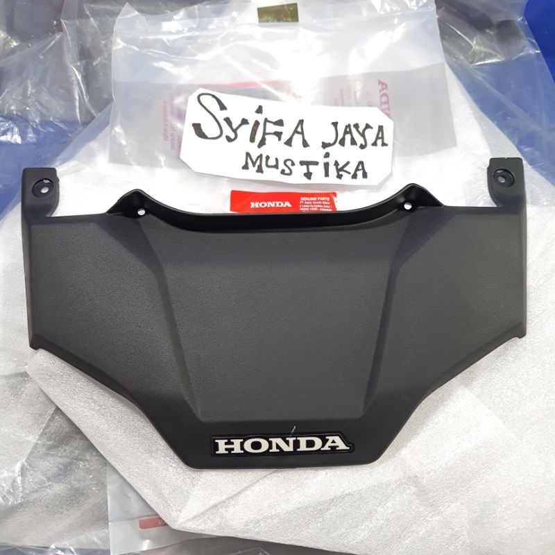 sambungan body belakang tutup atas lampu rem adv 150 cover center