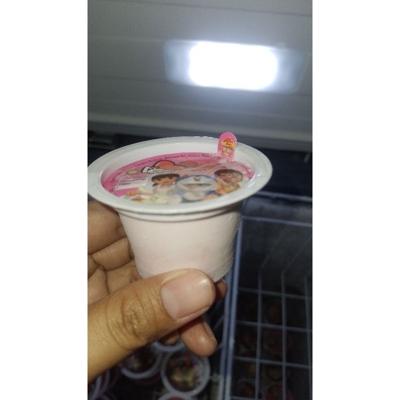 

eskrim susu premium cup 60ml