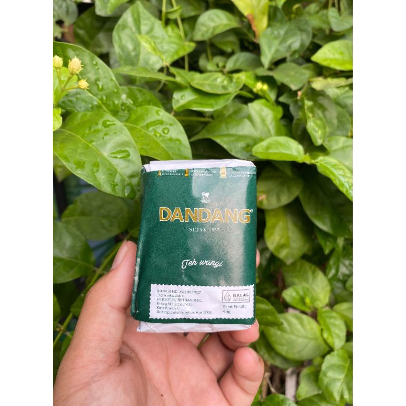 

TEH DANDANG SELECTION 45GR 1 SLOP 10 PCS | Teh Tubruk Indonesia