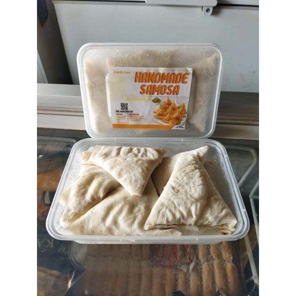 

Samosa Handmade Kemasan box isi 8 Samosa Frozen