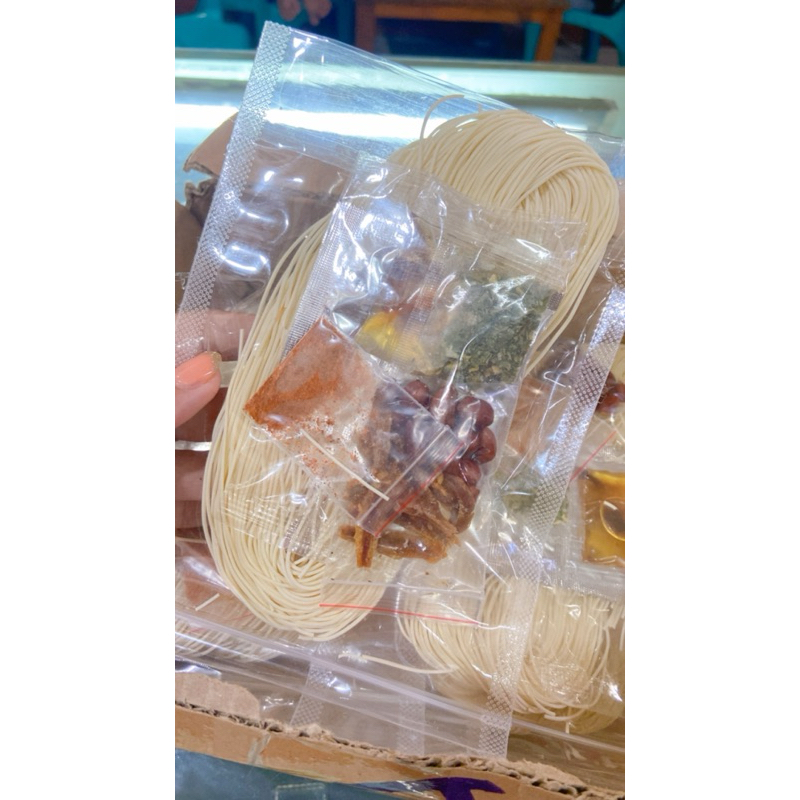 

Mie sua / Mie Asin /Ramen /Mie kantin