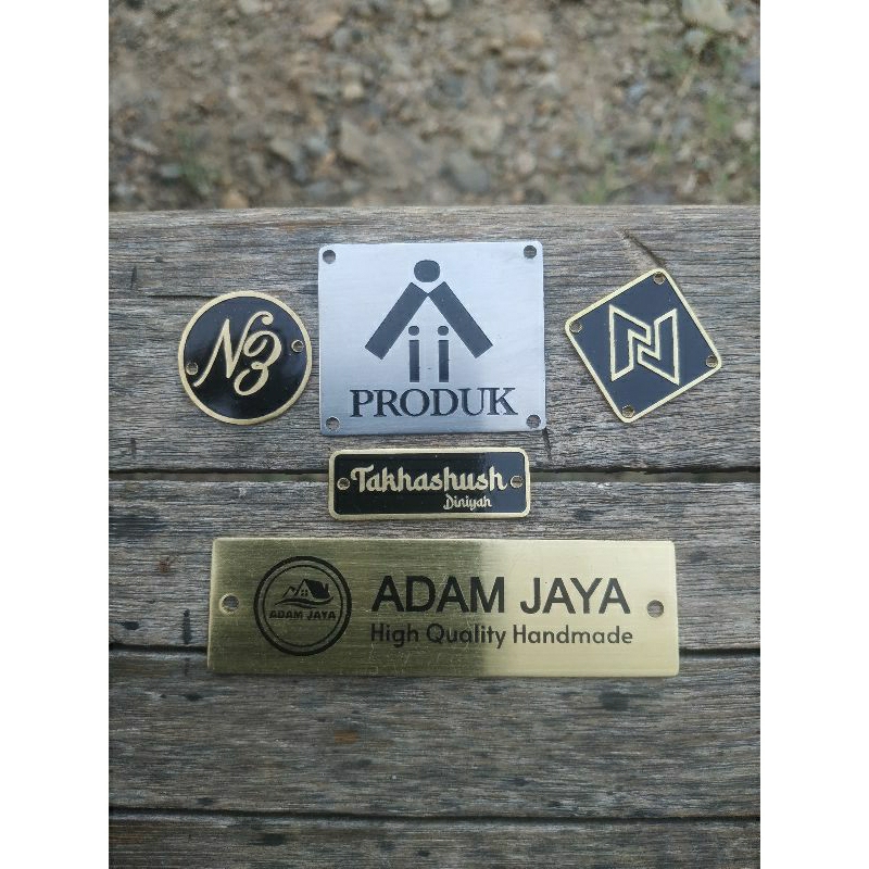 label plat hijab besi