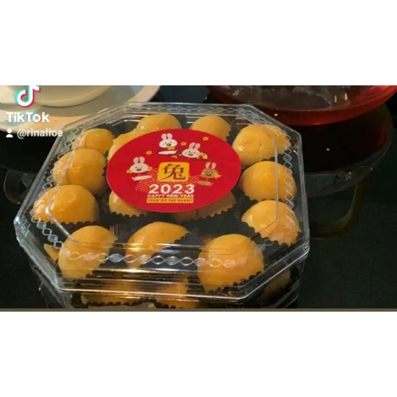 

Nastar toples
