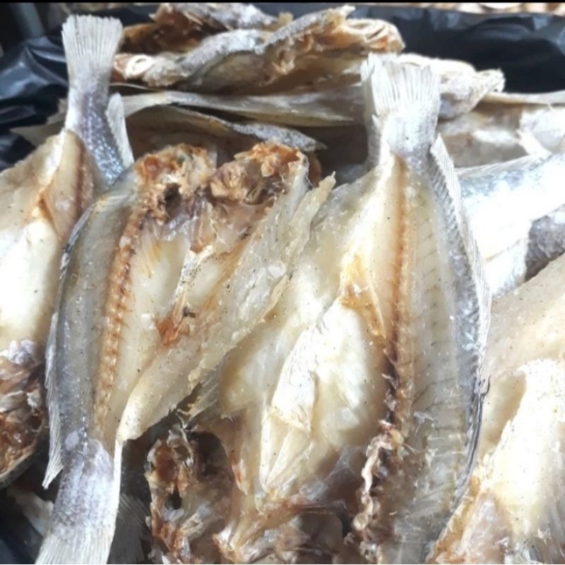

ikan asin kering campur campur garing renyah ikan kuniran bloso kerong kerong kemasan100 grm