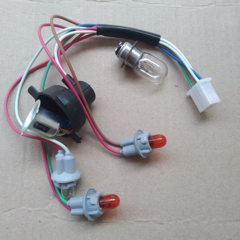 fiting lampu depan plus bohlam Suzuki Satria Fu 150 New facelift