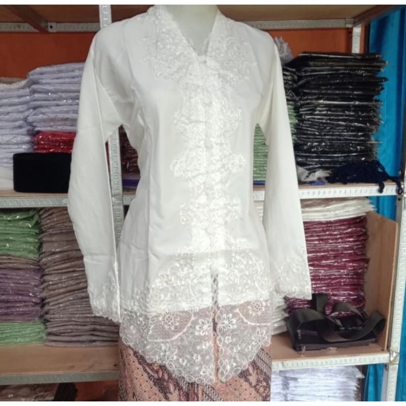 kebaya bordir dewasa | kebaya encim | kebaya bordir lengan panjang | kebaya putih bordir