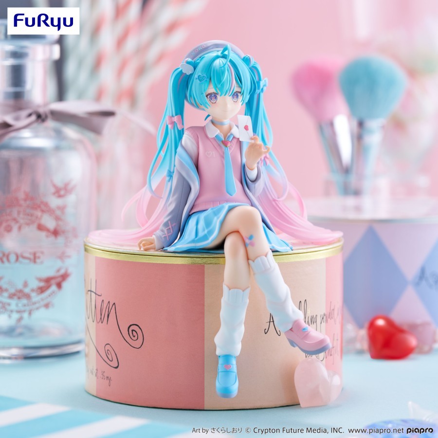 Noodle Stopper Figure Hatsune Miku : Koisuru / Love Blazer Ver. - Vocaloid