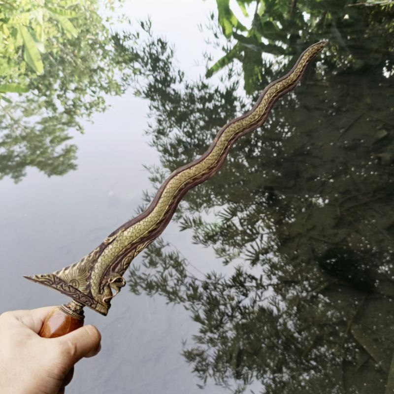 pusaka keris nogo liong