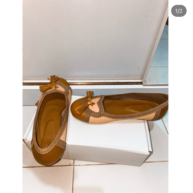 sepatu merk shoeka shoes size 39