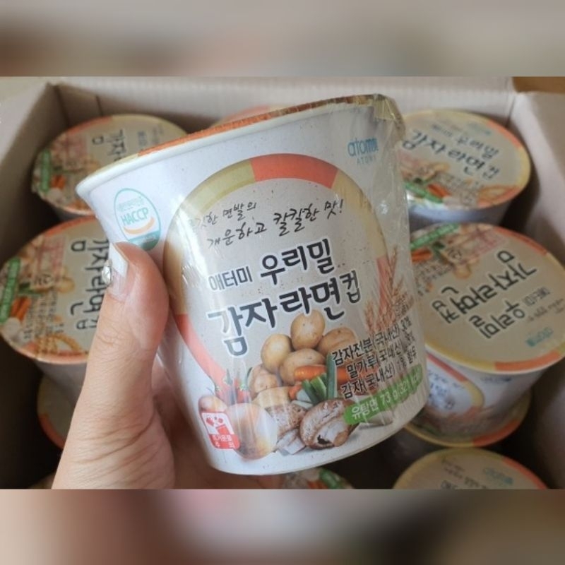 

Spicy Potato Ramyeon Cup / Mie Ramen Kentang Cup Korea