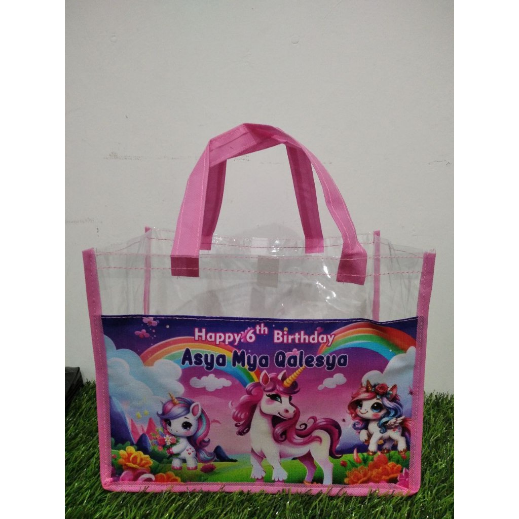 

tas mika kombinasi uk.25x13x20 (landscape)/ souvenir /hampers/goodiebag ultah mika