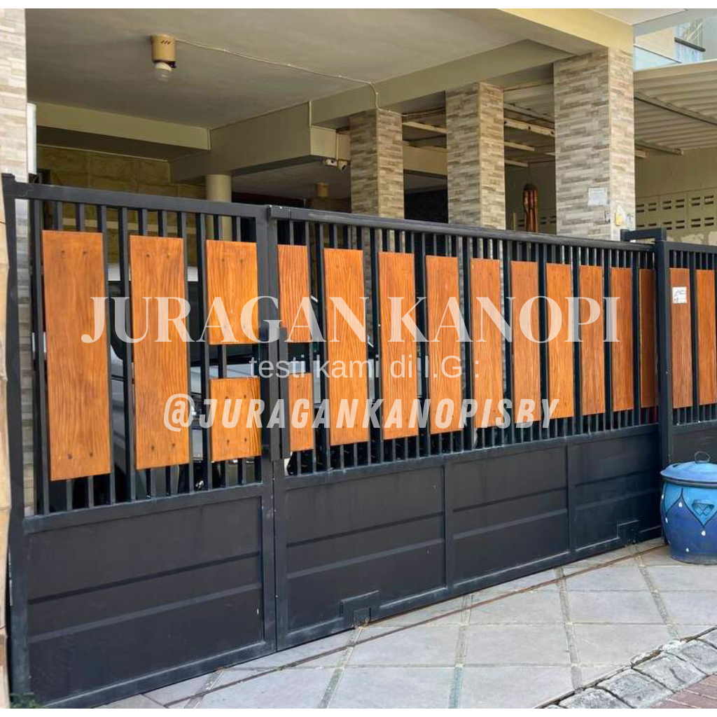 pagar dan pintu model lis plange grc motif kayu