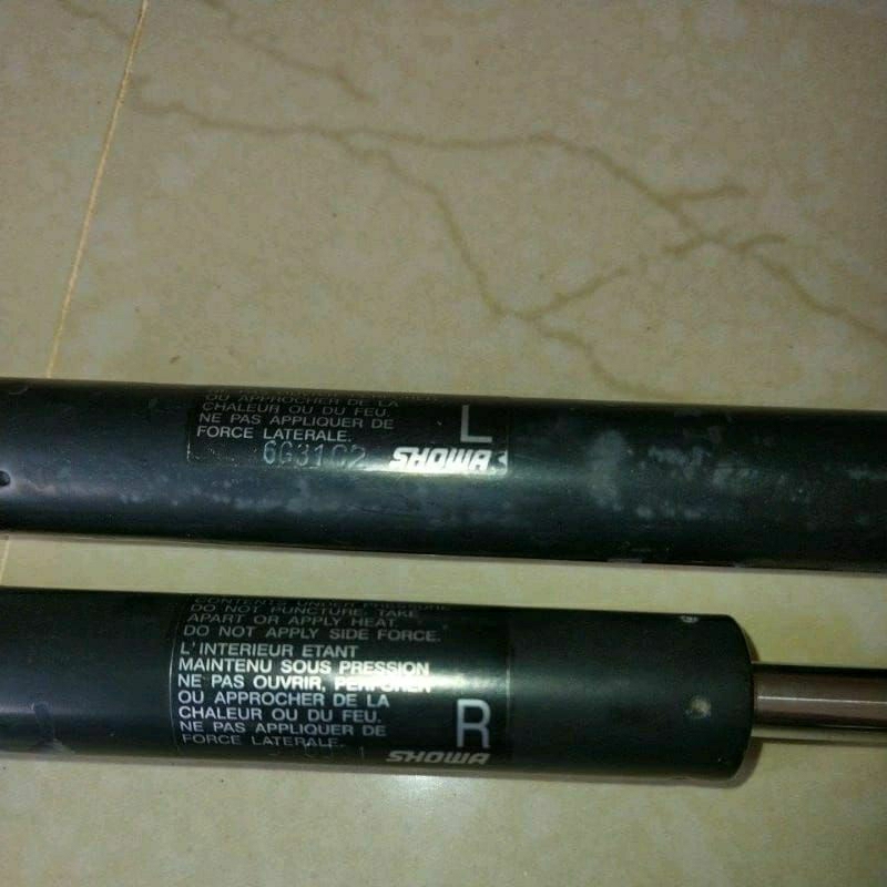 shock bagasi belakang jazz gd3