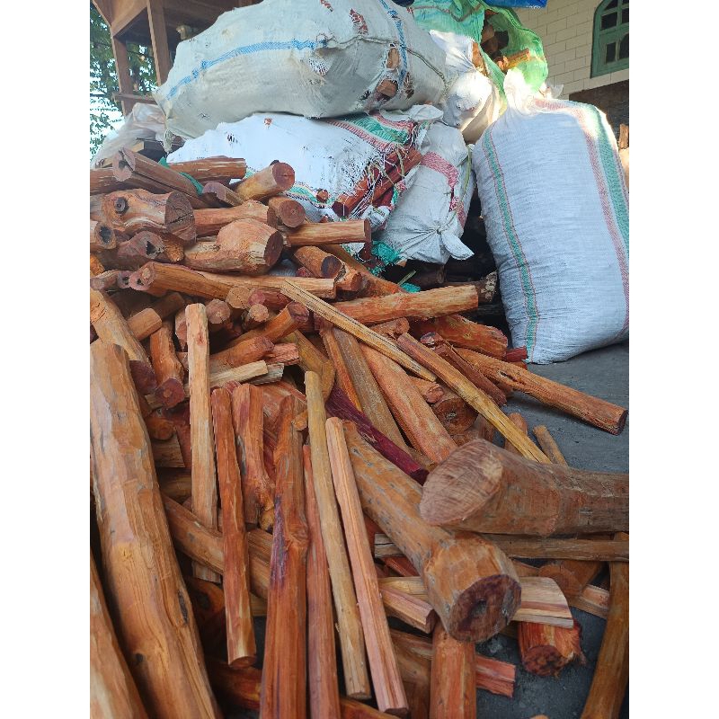 

kayu secang batang kupas full galih premium /1kg