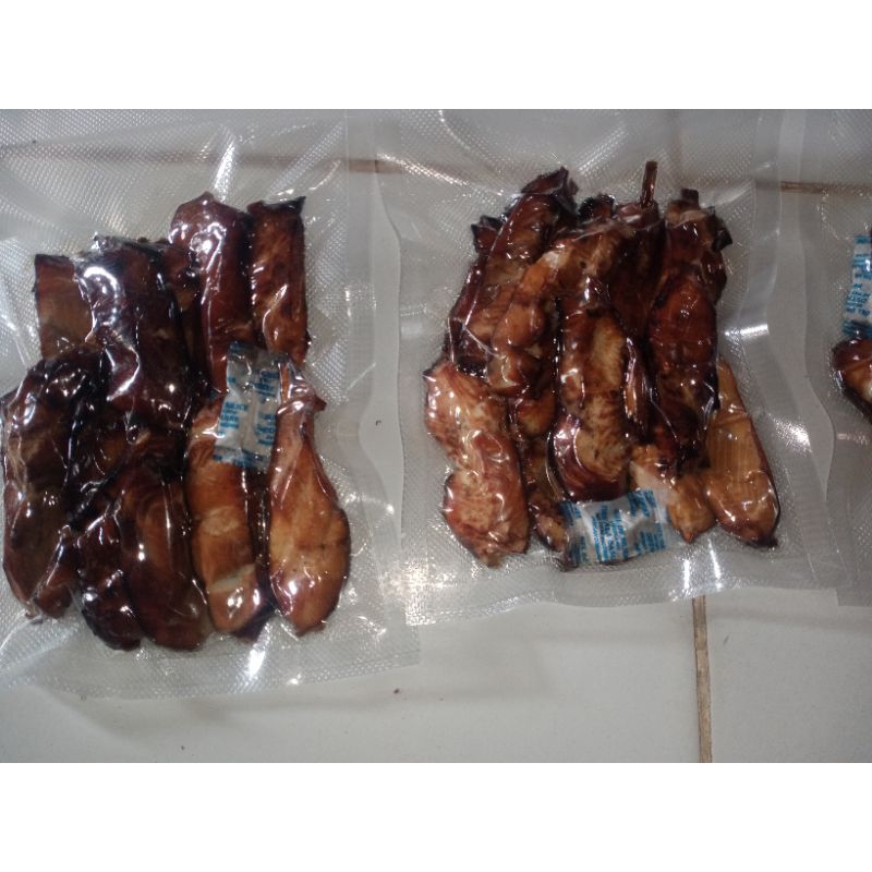 

ikan asap 12 pcs / ikan pari / ikan manyung