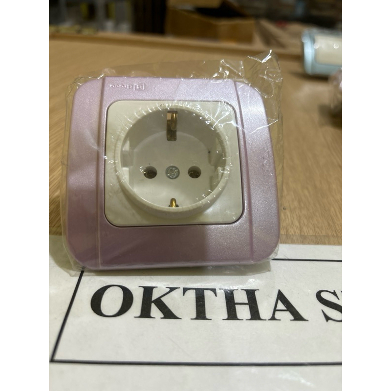 Stop Kontak BROCO Galleo G151 Warna PINK