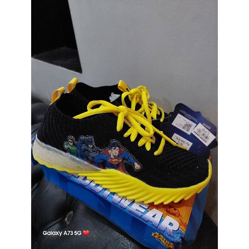 [HARGA AMBYAR] JUSTICE LEAGUE SEPATU ANAK LAKI-LAKI KARAKTER SEPATU SEKOLAH SNEAKER ANAK HITAM KUNIN